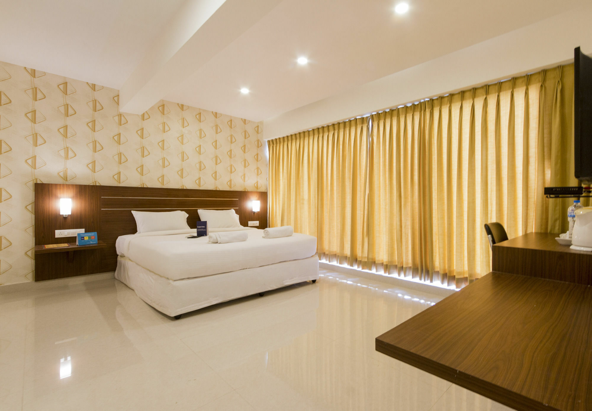 Fabhotel Grand Continent Jp Nagar Bengaluru Kültér fotó